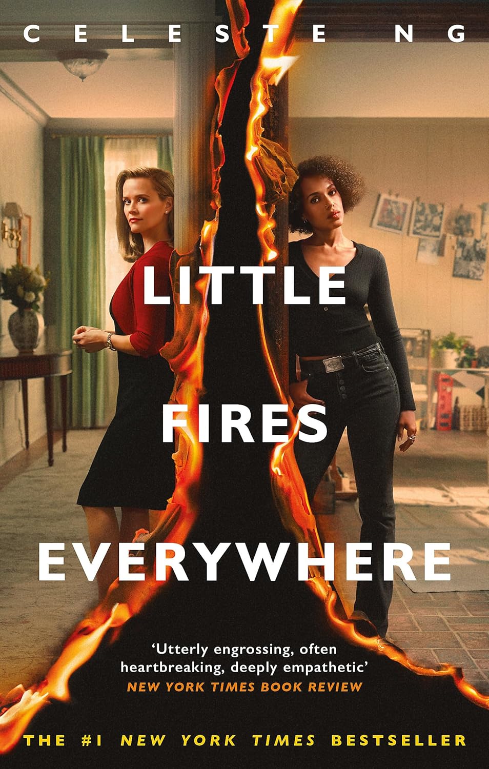 Обкладинка видання Little Fires Everywhere
