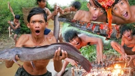 Survival in the rainforest - Big fish grilled, cooking fish eating delicious in the forest!