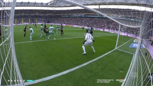 1-й тур. Айнтрахт — Хоффенхайм 1:0. Обзор матча