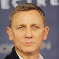 Daniel Craig
