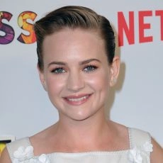 Britt Robertson