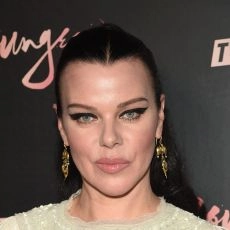 Debi Mazar