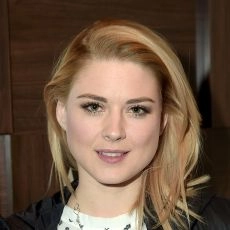 Alexandra Breckenridge
