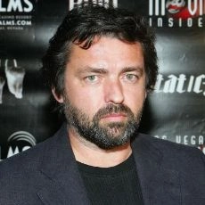 Angus Macfadyen