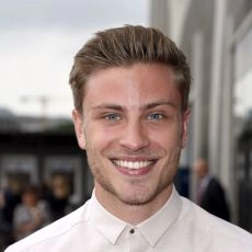 Jannik Schümann