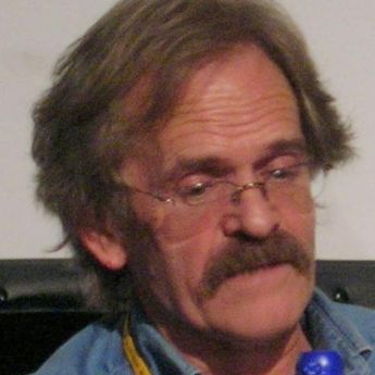Carlos Ezquerra