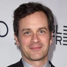 Tom Everett Scott