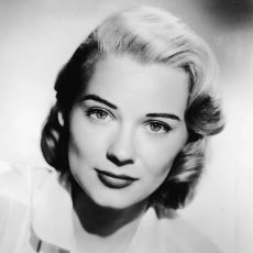 Hope Lange