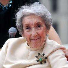 Frances Bay