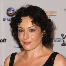 Lucy Cohu