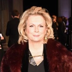 Jennifer Saunders