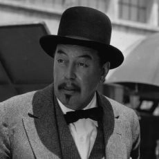 Warner Oland