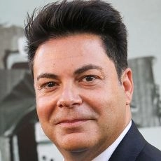 Lawrence Grey