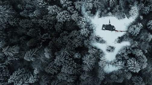 Паранормальное явление: Ближайшая родня