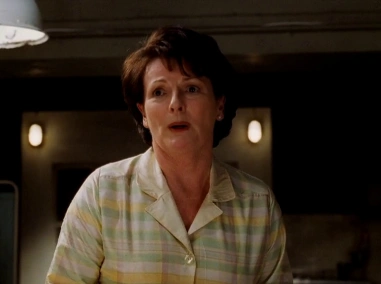 Чотири похорони та одне весілля