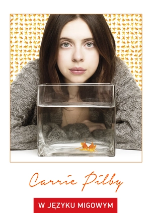 Carrie Pilby (w języku migowym)